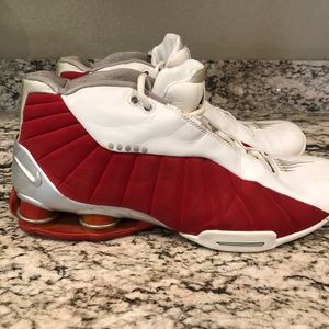 Nike Shox BB4 basketball shoes